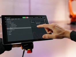 iiQKA.OS2 Lets Anyone Program a KUKA Robot—No smartPAD Needed