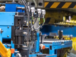 How Is CNC Technology Evolving to Meet Industry 4.0 Needs_